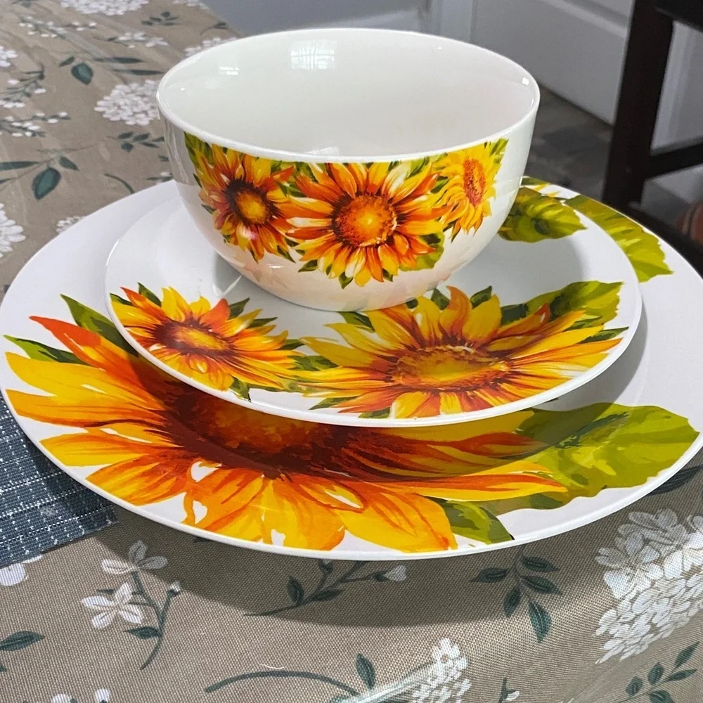 Royal Norfolk Sunflower Dinnerware Set - White and Orange 3 ps.